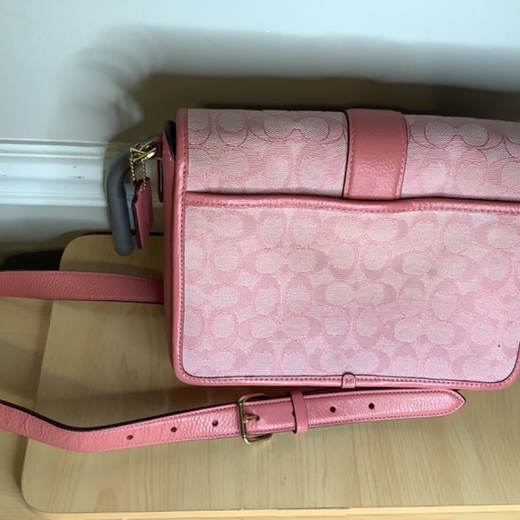 USED REAL MICHAEL KORS PURSE - Picture 7 of 7